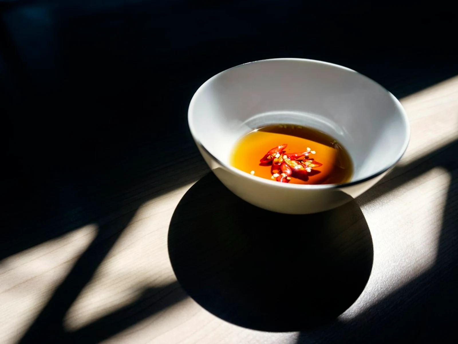 Single serve packet of Sweet & Spicy Sriracha Sauce